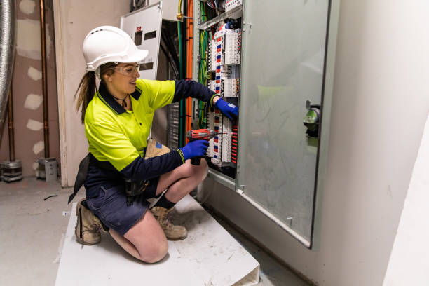Best Emergency Electrical Repair  in Iron River, MI